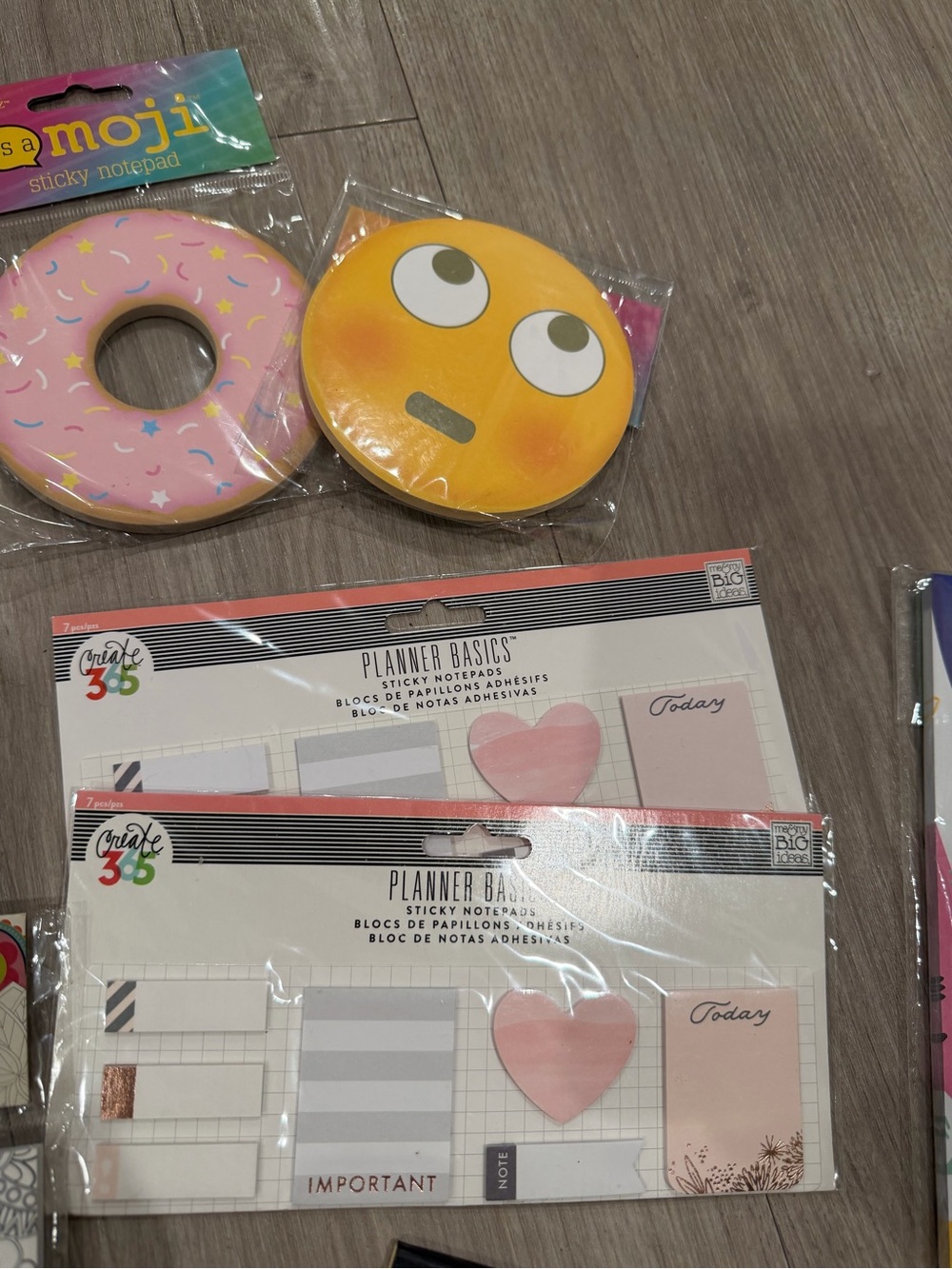 Fun Stationary Lot - Picture 3 of 10
